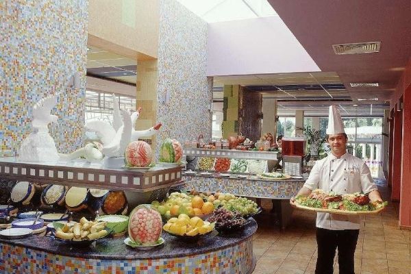 Hotel .Com (Albena)